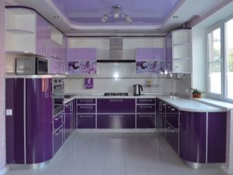 Колір стелі на кухні (53 фото): стелі червоного, сірого, жовтого та інших квітів. Який колір краще вибрати? kol r stel na kuhn 53 foto stel chervonogo s rogo zhovtogo ta nshih kv t v yakiy kol r krasche vibrati 21 - Колір стелі на кухні (53 фото): стелі червоного, сірого, жовтого та інших квітів. Який колір краще вибрати?