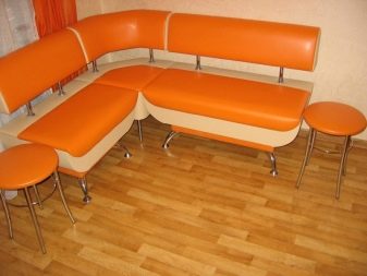Кухонні куточки з ящиками для зберігання (34 фото): прямі і інші куточки з місцем для зберігання речей на кухні kuhonn kutochki z yaschikami dlya zber gannya 34 foto pryam nsh kutochki z m scem dlya zber gannya rechey na kuhn 17 - Кухонні куточки з ящиками для зберігання (34 фото): прямі і інші куточки з місцем для зберігання речей на кухні
